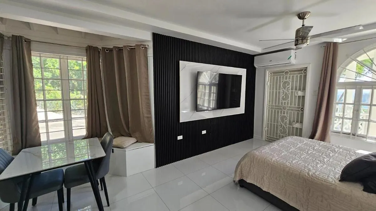 Apartamento Tropical Escape Studio - 5 Min Walk To Ochi Beach & Nearby Hotspots Ocho Rios